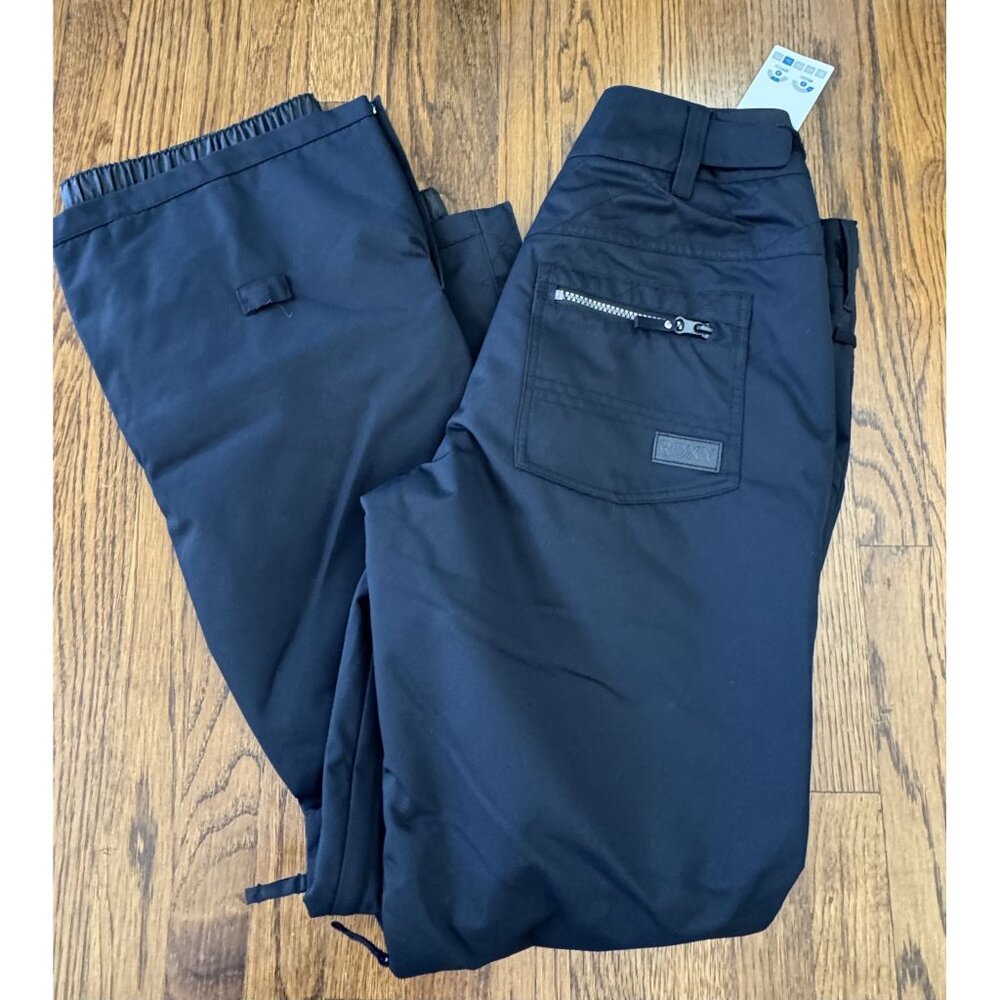 BNWT Women's Roxy Snowboard Pants. Size Large.